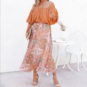 Size medium, never worn!